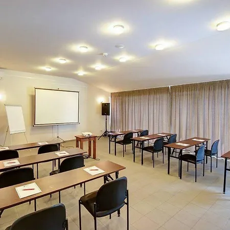 Grand Viglas فندق زفولين