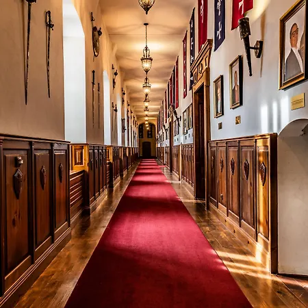 Grand Viglas Hotel Pstrusa