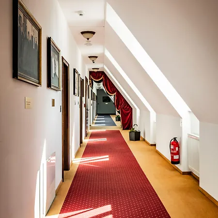 Grand Viglas Hotel 4*