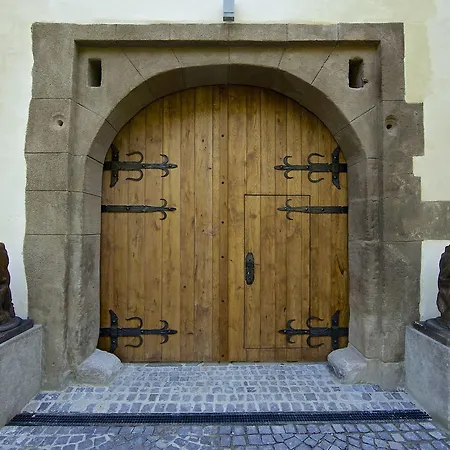 Grand Viglas Pstrusa